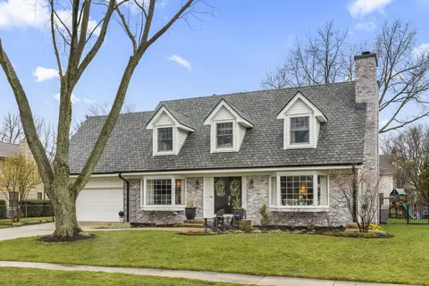 Exterior - 1908 Gladstone Dr, Wheaton, IL 60189 photo 8 of 10