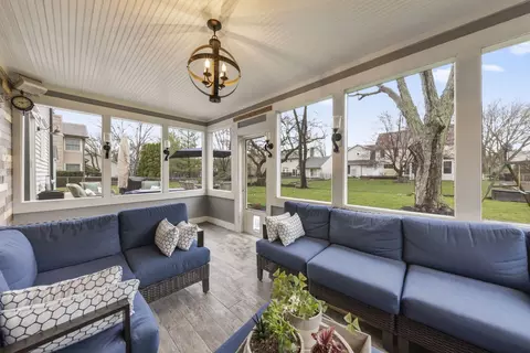 Exterior - 1908 Gladstone Dr, Wheaton, IL 60189 photo 3 of 10