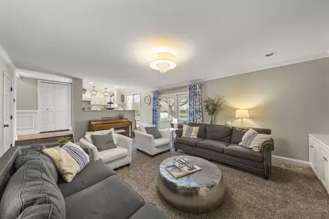 Living - 1908 Gladstone Dr, Wheaton, IL 60189 photo 5 of 7
