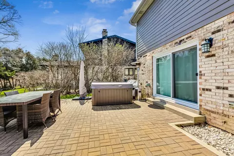 1647 Robin Ln, Glenview, IL 60025 photo 21