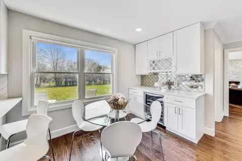1647 Robin Ln, Glenview, IL 60025 photo 5