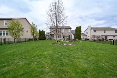 Exterior - 1015 Mugho Ct, Normal, IL 61761 photo 7 of 14