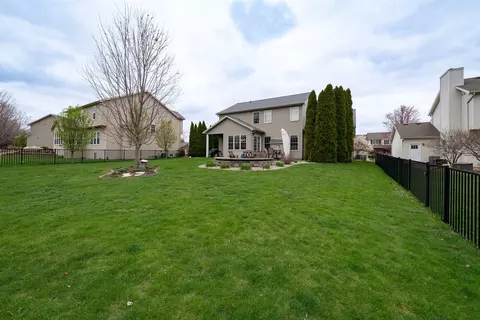 Exterior - 1015 Mugho Ct, Normal, IL 61761 photo 6 of 14