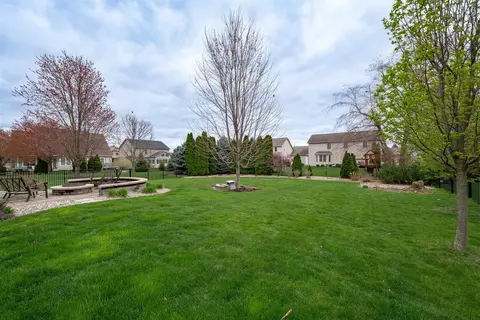 Exterior - 1015 Mugho Ct, Normal, IL 61761 photo 10 of 14
