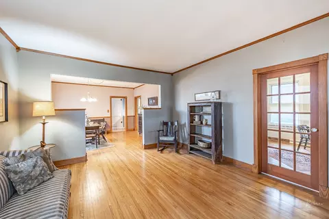 Living - 1026 Hill Ave, Elgin, IL 60120 photo 2 of 3