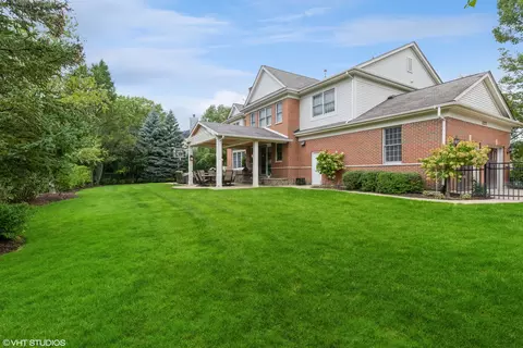 Exterior - 2277 Thistle Rd, Glenview, IL 60026 photo 7 of 8