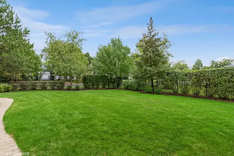 Exterior - 2277 Thistle Rd, Glenview, IL 60026 photo 6 of 8