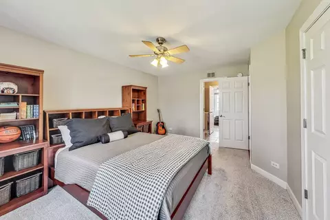 Bedroom - 2277 Thistle Rd, Glenview, IL 60026 photo 4 of 5