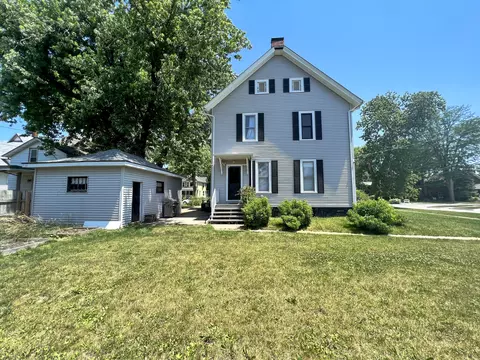 Exterior - 1103 Post St, Ottawa, IL 61350 photo 3 of 4