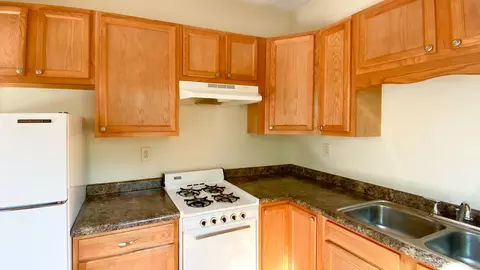Kitchen - 1103 Post St, Ottawa, IL 61350 photo 2 of 5