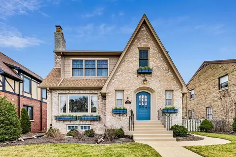 1116 Fair Oaks Ave, Oak Park, IL 60302