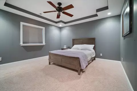 Bedroom - 2 Turtleback Ct, Bloomington, IL 61705 photo 2 of 3