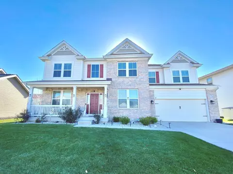 Exterior - 3 Kingsmill Ct, Algonquin, IL 60102 photo 2 of 4