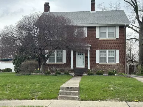11 Prairie St, Danville, IL 61832