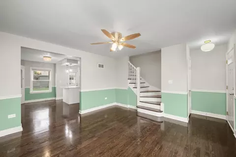10949 S Artesian Ave, Chicago, IL 60655 photo 4