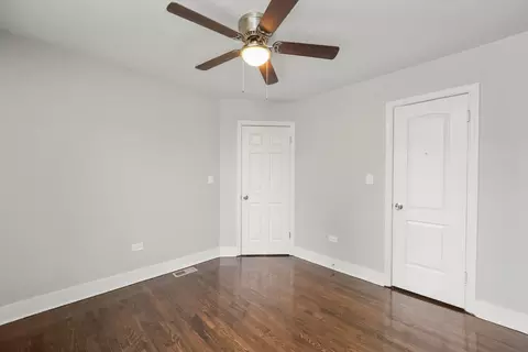 10949 S Artesian Ave, Chicago, IL 60655 photo 14