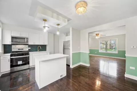 10949 S Artesian Ave, Chicago, IL 60655 photo 6