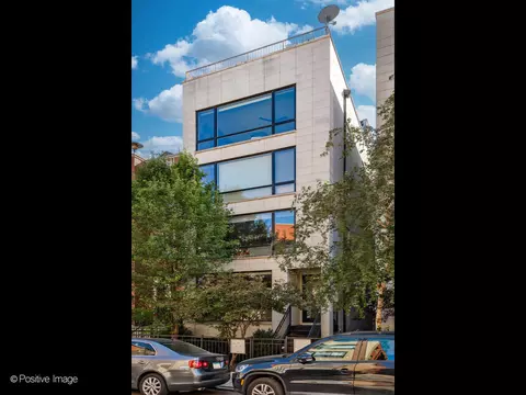 1519 W Fry St #1, Chicago, IL 60642