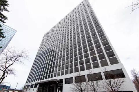 4343 N Clarendon Ave #1114, Chicago, IL 60613
