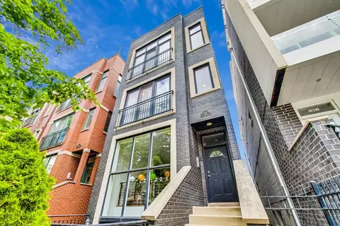 1023 N Hermitage Ave #2, Chicago, IL 60622