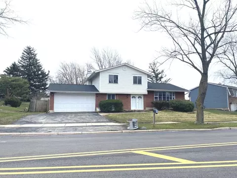 602 N Pinecrest Rd, Bolingbrook, IL 60440