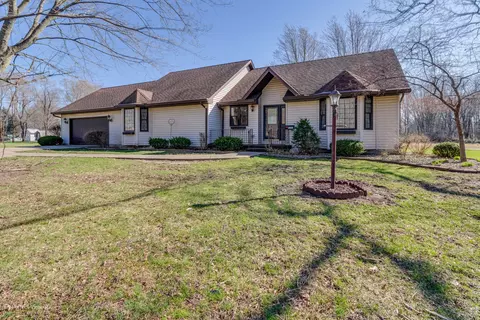 3397 N 17000e Rd, Momence, IL 60954