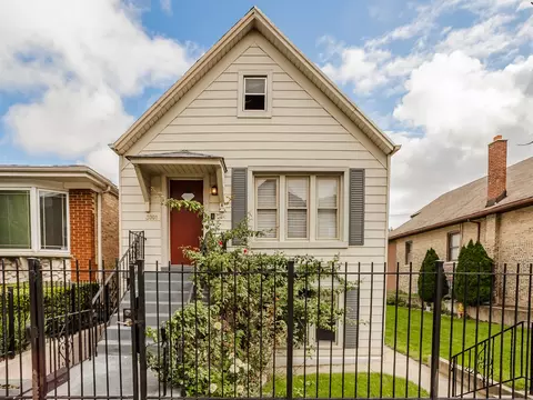 3001 S Quinn St, Chicago, IL 60608