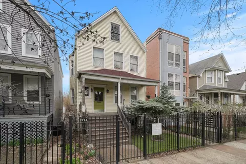 3714 W Cortland St, Chicago, IL 60647