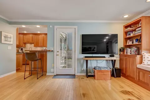 Other - 77 Williamsburg Rd, Evanston, IL 60203 photo 2 of 5