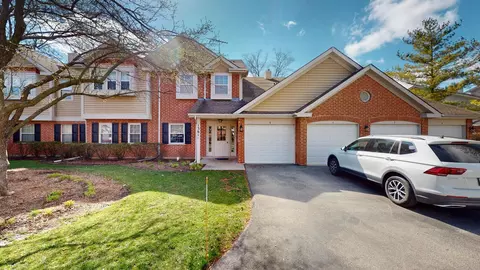 1361 Evergreen Dr #7, Palatine, IL 60074
