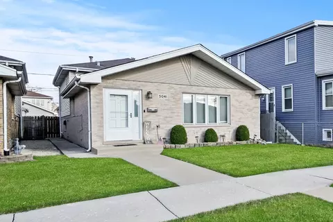 5041 S Luna Ave, Chicago, IL 60638