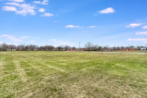 Exterior - 3419 Laurel Ln, Hazel Crest, IL 60429 photo 4 of 4