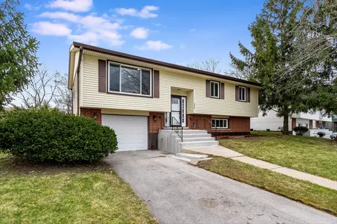 Exterior - 3419 Laurel Ln, Hazel Crest, IL 60429 photo 2 of 4