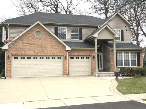 7515 Abbey Rd, Gurnee, IL 60031
