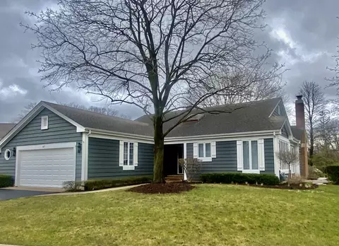 47 Ravenscraig Ln, Inverness, IL 60067
