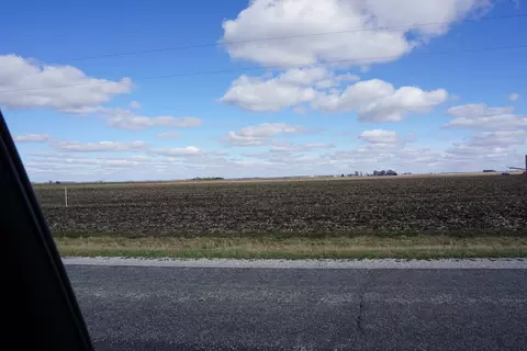 2975 N 700 E Rd E, Clifton, IL 60927 photo 2