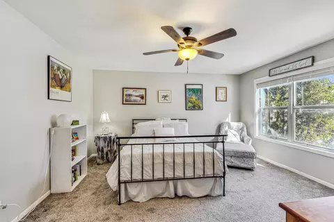 Bedroom - 5 Oxford Ct, Algonquin, IL 60102 photo 1 of 3