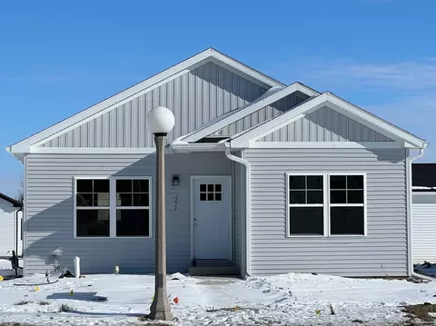 1212 S Smith Rd, Urbana, IL 61802