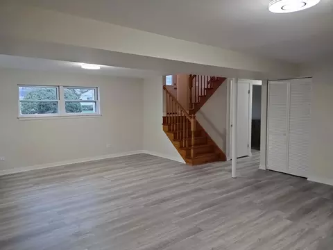 10 Willow Trl, Wheeling, IL 60090 photo 16