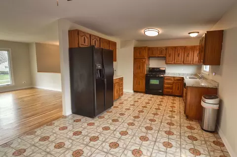 10 Willow Trl, Wheeling, IL 60090 photo 7