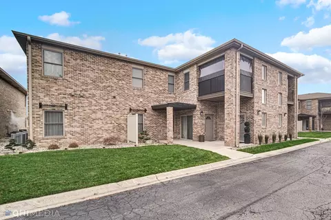 1366 Parke Dr #0, Crown Point, IN 46307