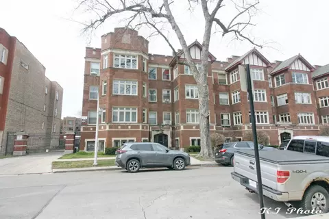 6808 S Crandon Ave #2, Chicago, IL 60649