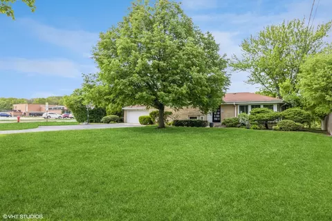 1869 Rosemary Rd, Highland Park, IL 60035