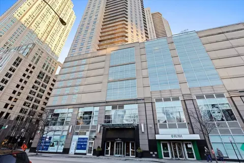 545 N Dearborn St #W2005, Chicago, IL 60654