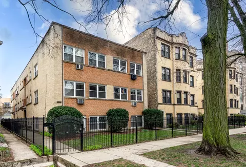 4621 N Paulina St #2B, Chicago, IL 60640