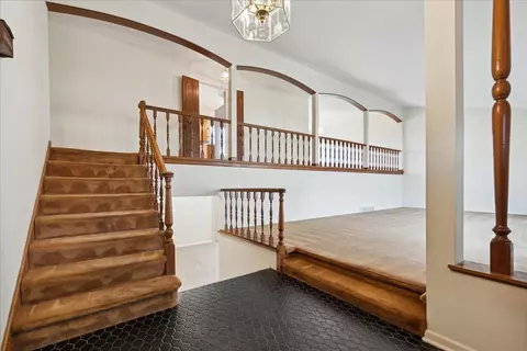 Bedroom - 962 Suffield Ter, Northbrook, IL 60062 photo 1 of 3