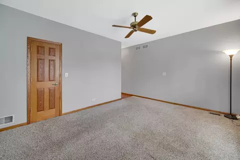 Bedroom - 657 Golfers Ln, Bartlett, IL 60103 photo 1 of 1