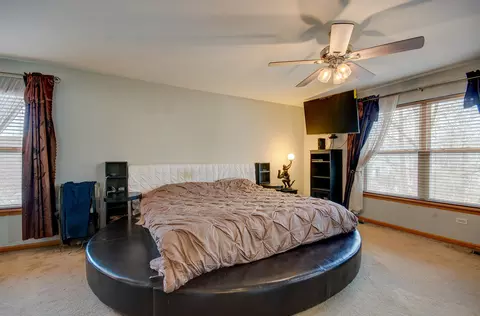 Bedroom - 2107 Beldon Ct, Plainfield, IL 60586 photo 2 of 7