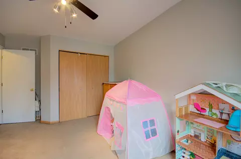 Bedroom - 2107 Beldon Ct, Plainfield, IL 60586 photo 4 of 7