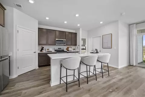 Kitchen - 1336 Wild Tulip Cir, Bartlett, IL 60103 photo 3 of 13